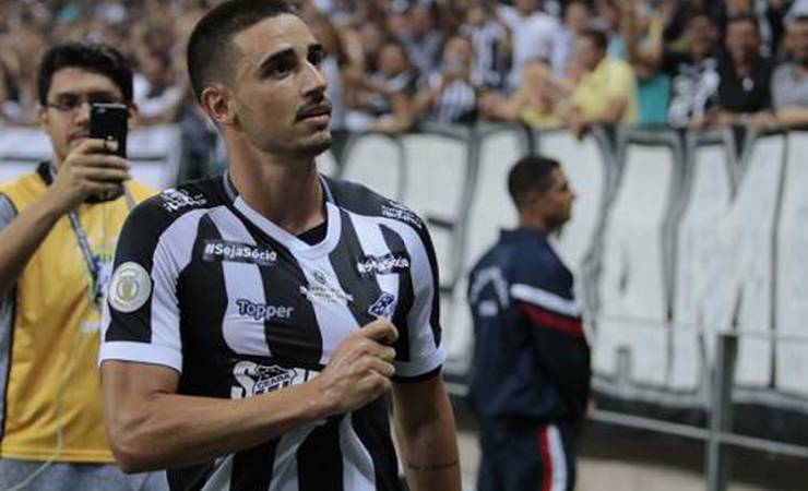 Thiago Galhardo tem o melhor aproveitamento ofensivo entre os artilheiros do Brasileirão