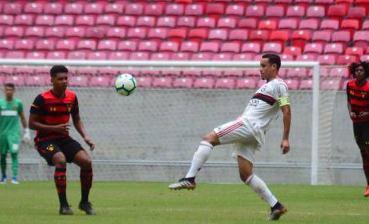 Invicto, Fla bate o Sport e se garante na liderança do Brasileiro Sub-20