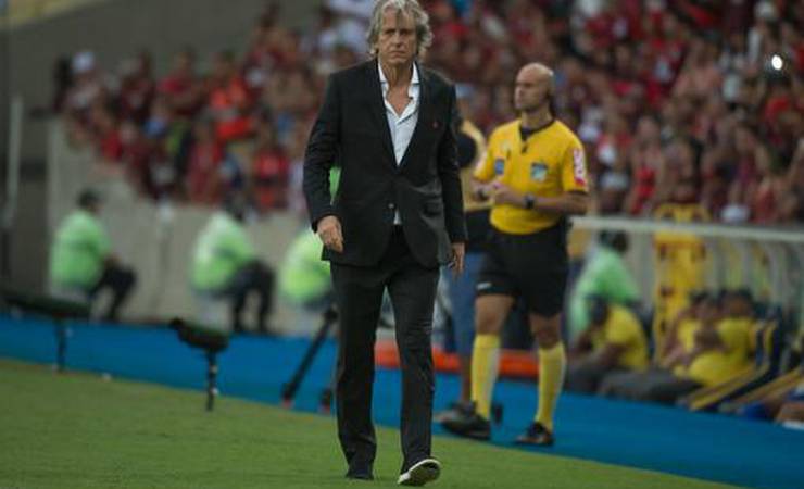'É o Ai-Jesus': Mister encara 1º Fla-Flu para continuar 100% em clássicos