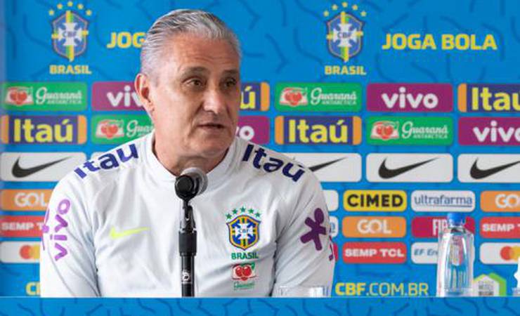 Tite fala sobre posicionamento de Bruno Henrique: 'É verdadeiro 9'