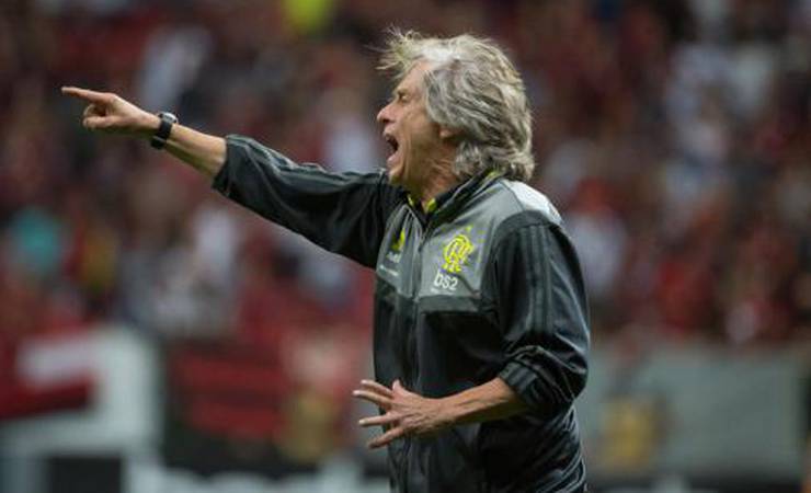 Engata a 5ª! Flamengo enfrenta o Avaí para manter embalo e topo