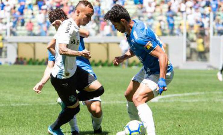 Everton Cebolinha sobe no ranking de artilheiros do ano no Brasil