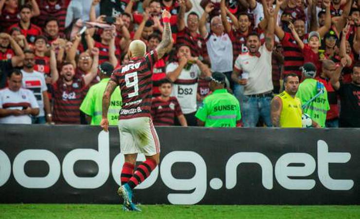 Santos e Flamengo fazem duelo que é prato cheio para 'lei do ex'