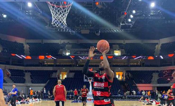 Flamengo perde para o Bayern na estreia de torneio da NBA