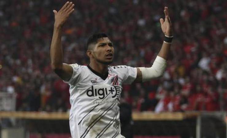 Entre os grandes! Athletico entra para seleto grupo de clubes campeões do Brasileiro e da Copa do Brasil