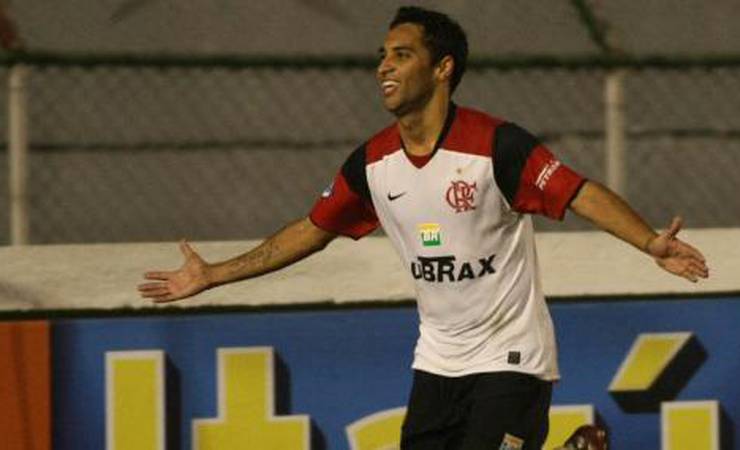 Ao L!, Ibson celebra boa fase no Tombense e se declara ao Flamengo: 'A torcida é sensacional'
