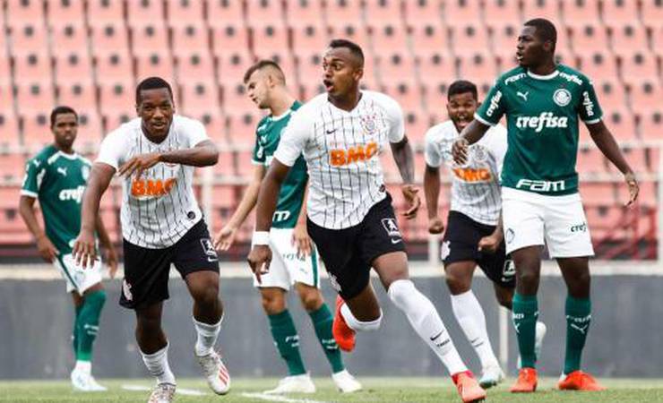 Multado, Raul se desculpa por agressão em goleiro do Flamengo
