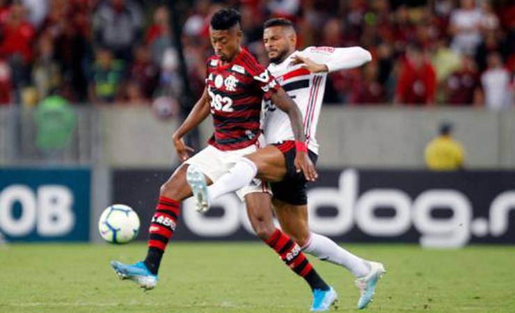 Na estreia de Diniz, São Paulo empata com o Flamengo no Maraca