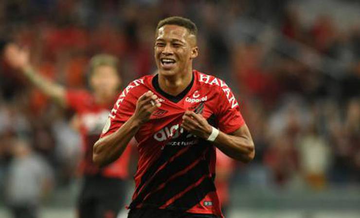 Vitinho destaca final contra o Flamengo: 'Pontapé da temporada'