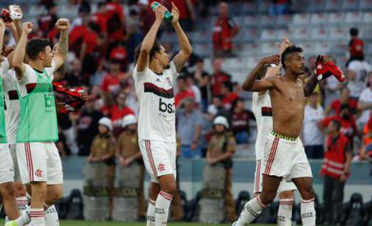 O que fica de marcante na histórica vitória do Flamengo na Baixada