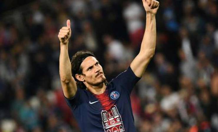 Mauro Naves sobre Cavani: 'Não tem lugar para jogar no Flamengo'