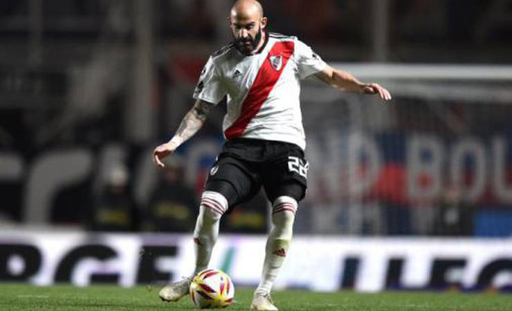 Flamengo ou Grêmio? 'Que eles lutem', diz zagueiro do River