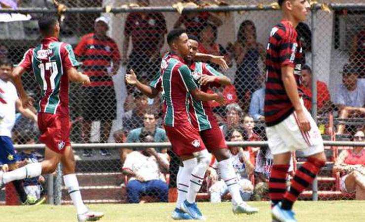 Fluminense bate o Flamengo e abre vantagem na final do Carioca Sub-17