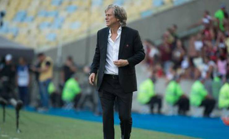 Time de Jorge Jesus iguala recorde do Flamengo de Zico no Brasileirão