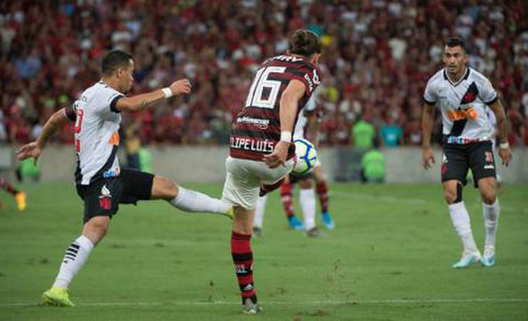Castigo no fim: falhas em excesso ofuscam brilho de Reinier e Bruno Henrique no Flamengo