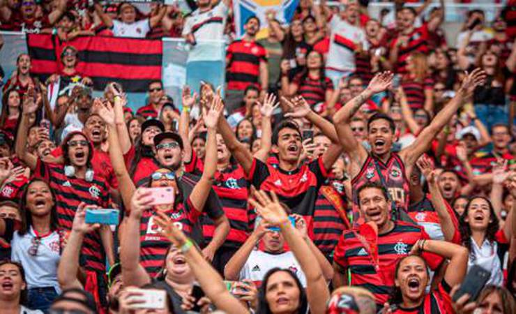 Maracanã vira mar rubro-negro de otimismo para a final da Libertadores