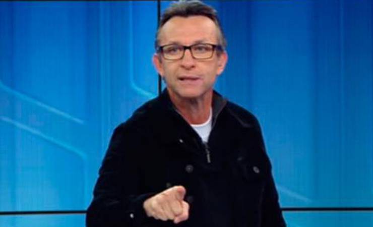 Neto critica marcação de pênalti contra o Flamengo: 'Foi um roubo'