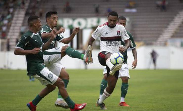 Flamengo segura vantagem contra o Palmeiras e leva a Supercopa sub-20