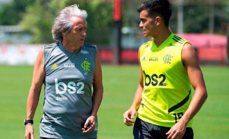 Jorge Jesus critica valor de transferência de Reinier para o Real