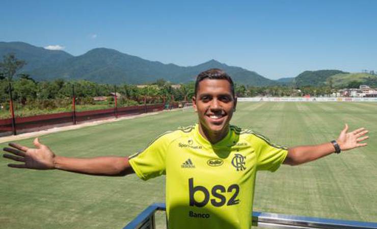 Pedro Rocha visita o Ninho do Urubu e fala do desejo por títulos em 2020