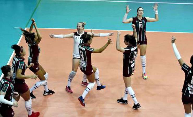 Fluminense vence o Flamengo pela Superliga feminina de vôlei