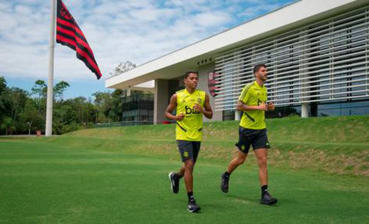Flamengo vai apresentar Gustavo Henrique e Pedro Rocha à torcida