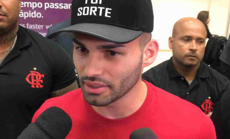 Só falta assinar! Thiago Maia chega ao Rio para reforçar o Flamengo e projeta 'casamento' com Jorge Jesus