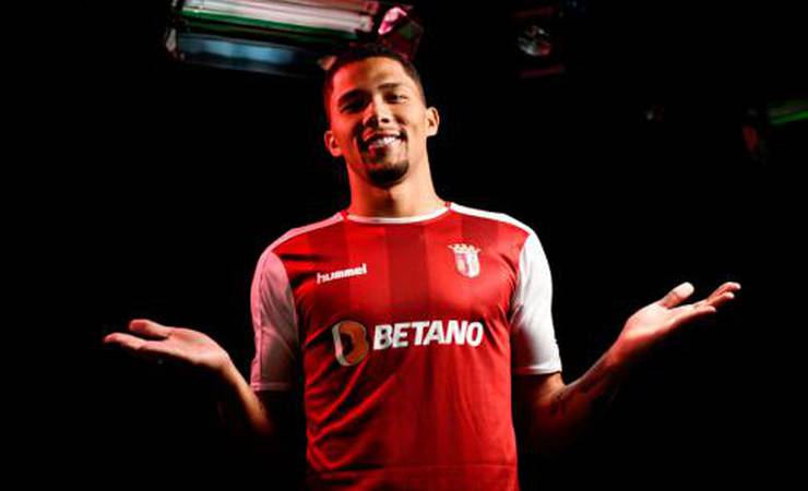 Flamengo pode receber R$ 10 milhões por venda de Vitor Gabriel ao Braga, de Portugal