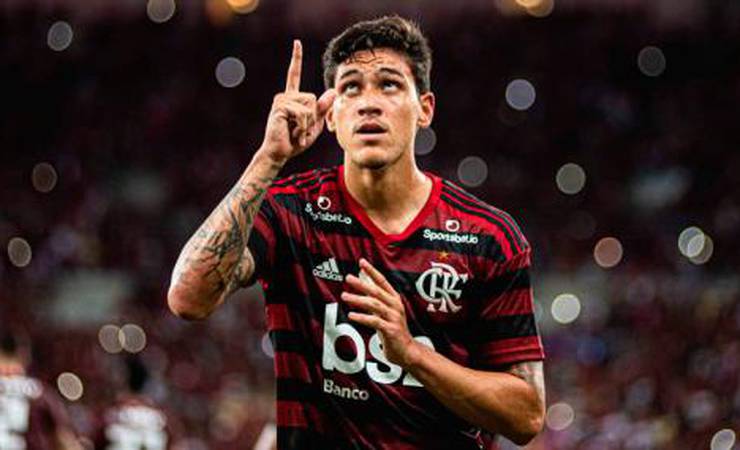 Pedro, hoje no Flamengo, cobra dívida milionária do Fluminense na Justiça