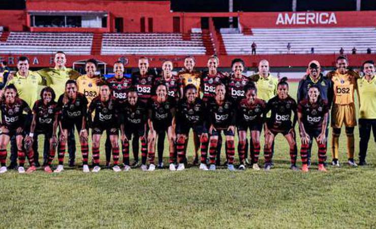 Flamengo oficializa patrocínio com o banco BS2 para todas as categorias de futebol
