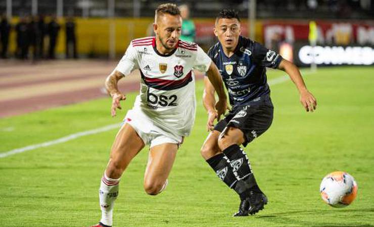 Rafinha dentro e sem dois titulares: Flamengo divulga relacionados para a Recopa