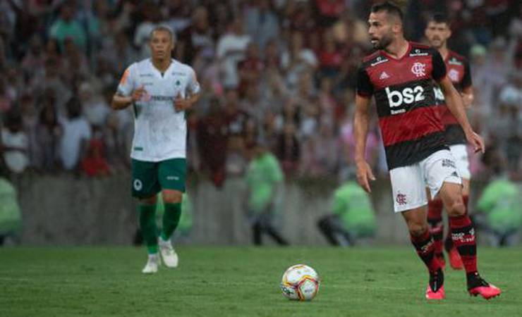 Estreante, Thiago Maia exalta título do Fla: 'Cantei com a torcida'