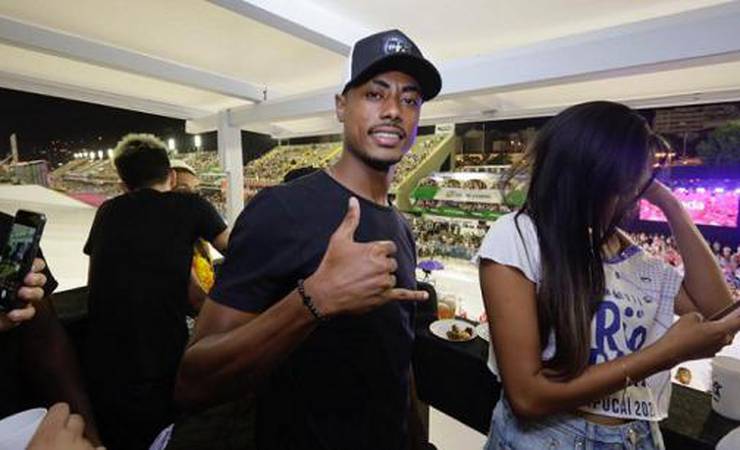 Bruno Henrique se recusa a fazer teste do bafômetro e Polícia analisa se carteira de habilitação é falsa