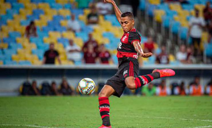 Pedro Rocha pronto para o primeiro clássico pelo Flamengo: 'Que seja o primeiro de muitos'
