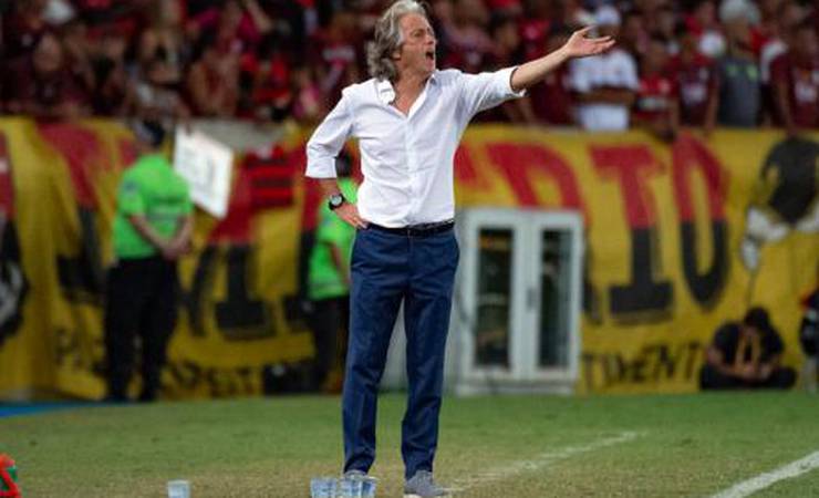 Jesus elogia primeiro tempo do Bota e enaltece etapa final do Flamengo