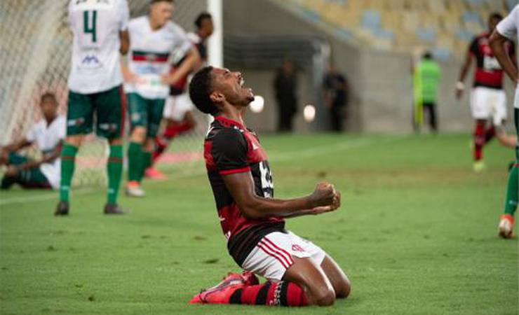 Com transmissão no YouTube, Flamengo x Portuguesa-RJ chega perto de 1 milhão de espectadores