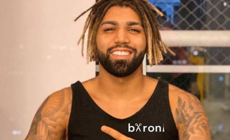 Em férias do Flamengo, Gabigol retorna ao visual com dreadlocks