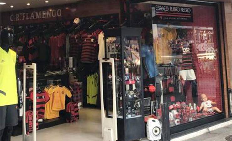 O que as lojas oficiais do Flamengo têm feito para driblar a pandemia