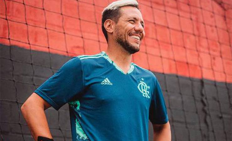 Jorge Jesus indica a contratação de Diego Alves para o Benfica, diz jornal