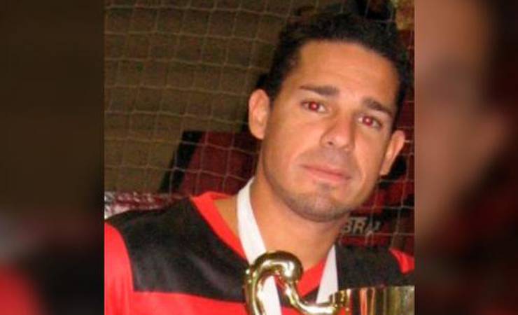 Ex-jogador de futsal de Fla, Vasco e Bota, Leco morre com suspeita de coronavírus
