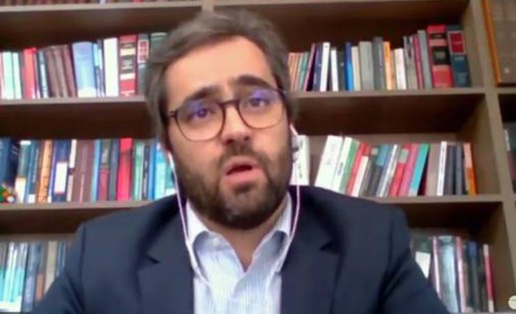 'O desafio é acabar com o círculo vicioso de dívidas dos clubes', diz Marcelo Sacramone