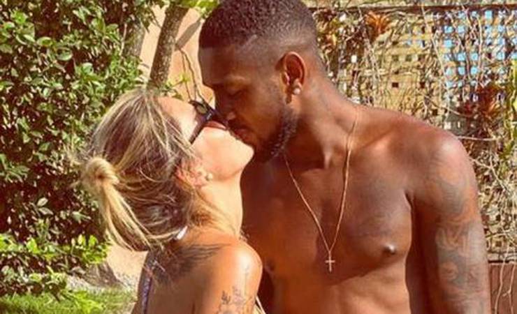 DJ carioca registra queixa contra esposa de jogador do Flamengo