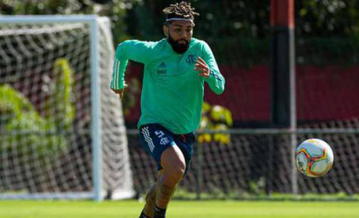 Líder pela volta do futebol, Flamengo inaugura o 'novo normal' no Carioca