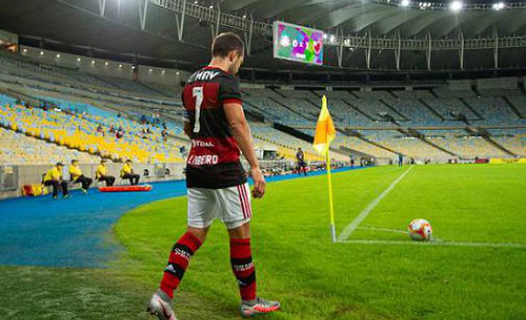 Há um ano, Flamengo voltava a jogar em meio à pandemia; diretoria, agora, se movimenta pelo retorno do público
