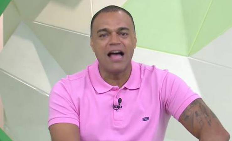 Denílson diz que Flamengo jogou bem e acredita que volta de Rodrigo Caio fará time melhorar