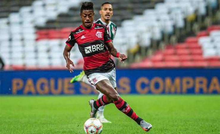 Empresário de Bruno Henrique afirma não ter recebido contato do Benfica e diz: 'Não é inegociável'