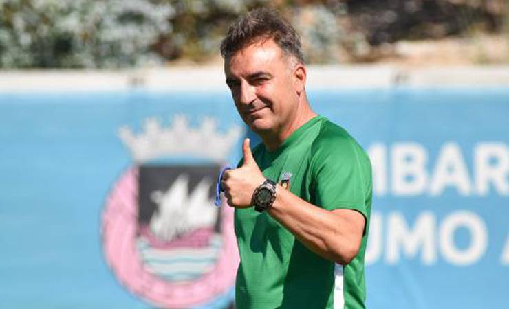 Procurado pelo Flamengo, Carlos Carvalhal assina com o Braga