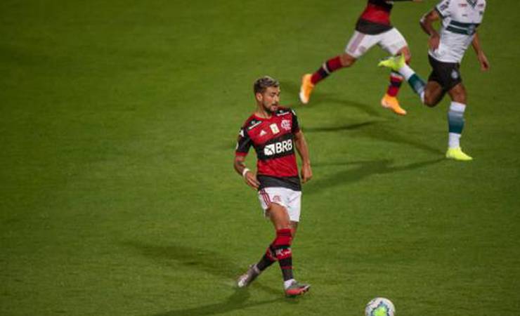 Identidade, mobilidade dos meias e João Lucas: as heranças da 'estreia' a serem exploradas pelo Flamengo