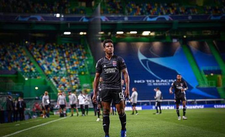 Ventilado no Flamengo, Thiago Mendes tem contas 'invadidas' por torcedores
