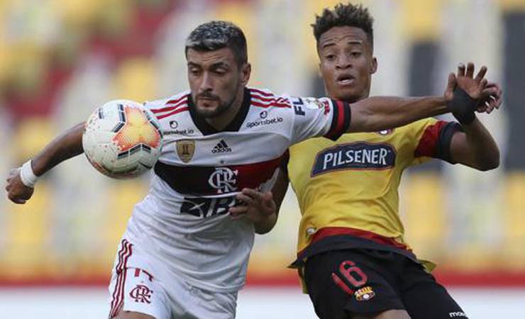 Arrascaeta destaca vitória do Flamengo no Equador: 'Serviu para mostrar a força da equipe'